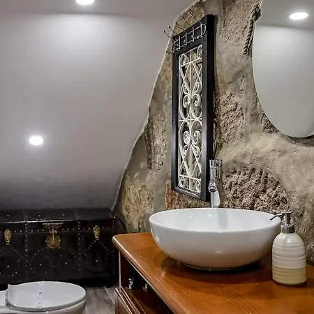 Casa Das Vigas I By Burgo Apartment